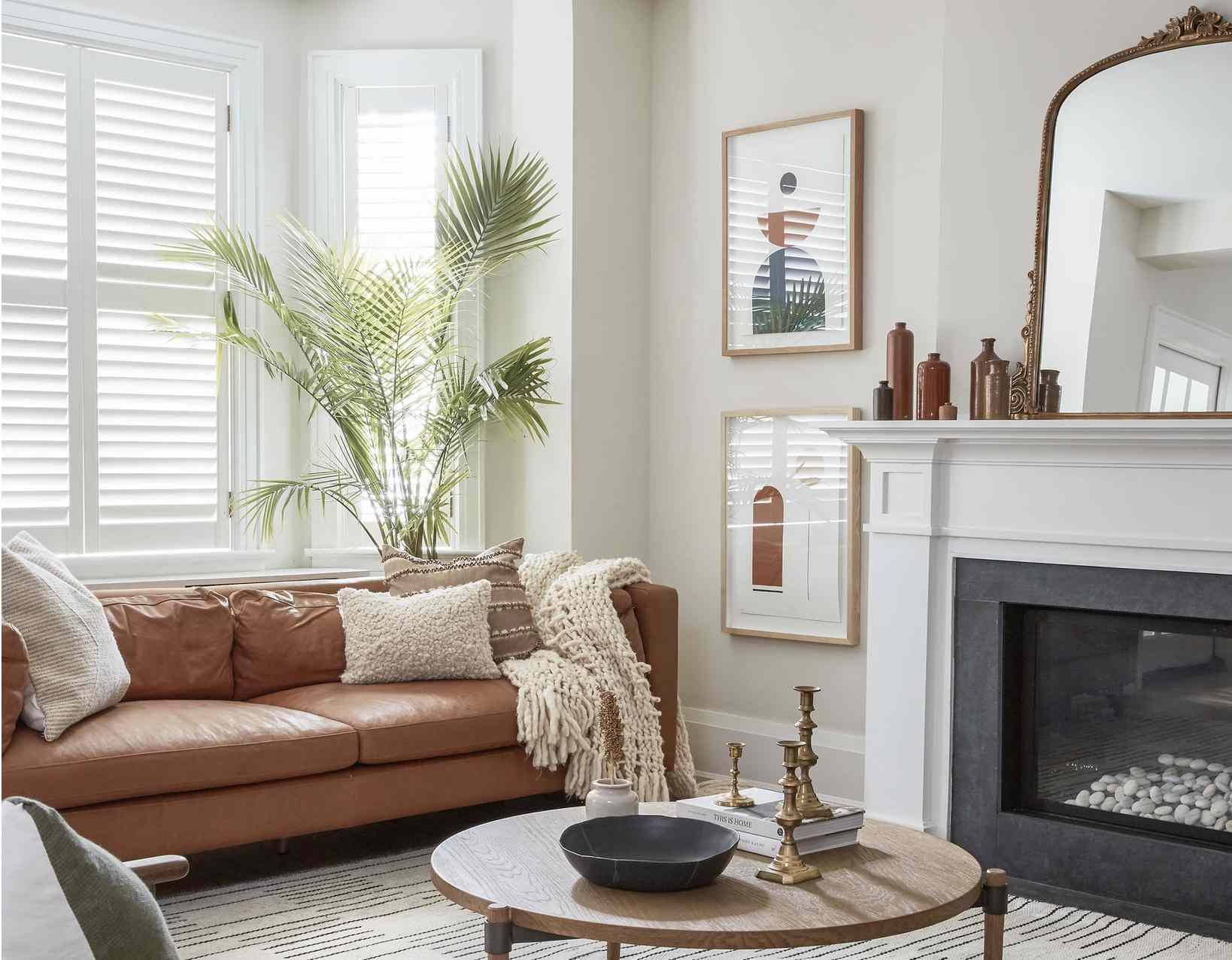 Bring on a Classy and Elegant Look to Your Space with Quality Leather Furniture