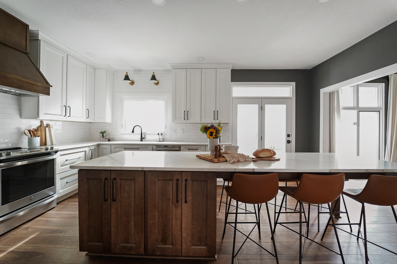 Hiring a Contractor for Kitchen Remodeling in Des Moines