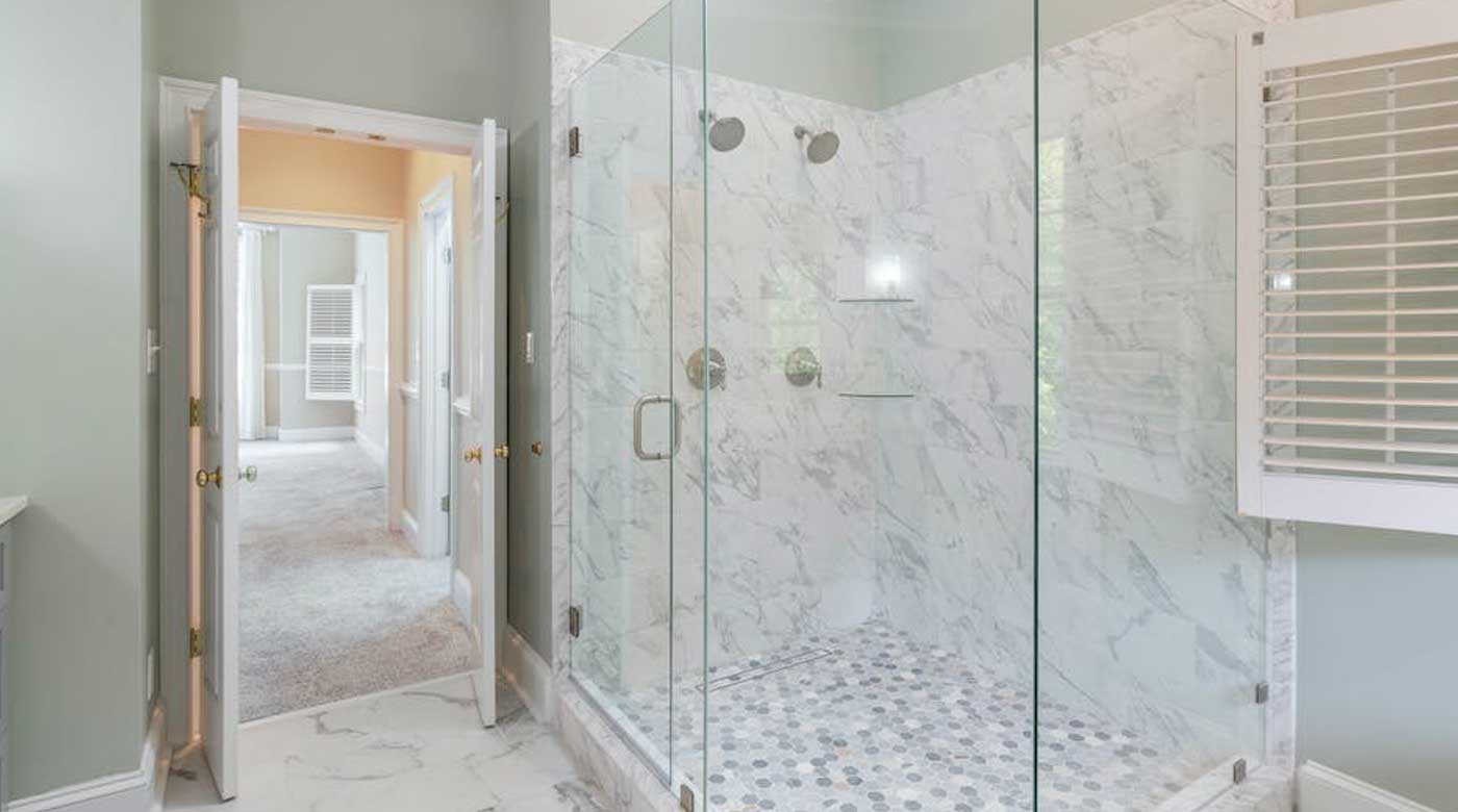 Maximizing Bathroom Value with Budget-Friendly Glass Shower Door Options